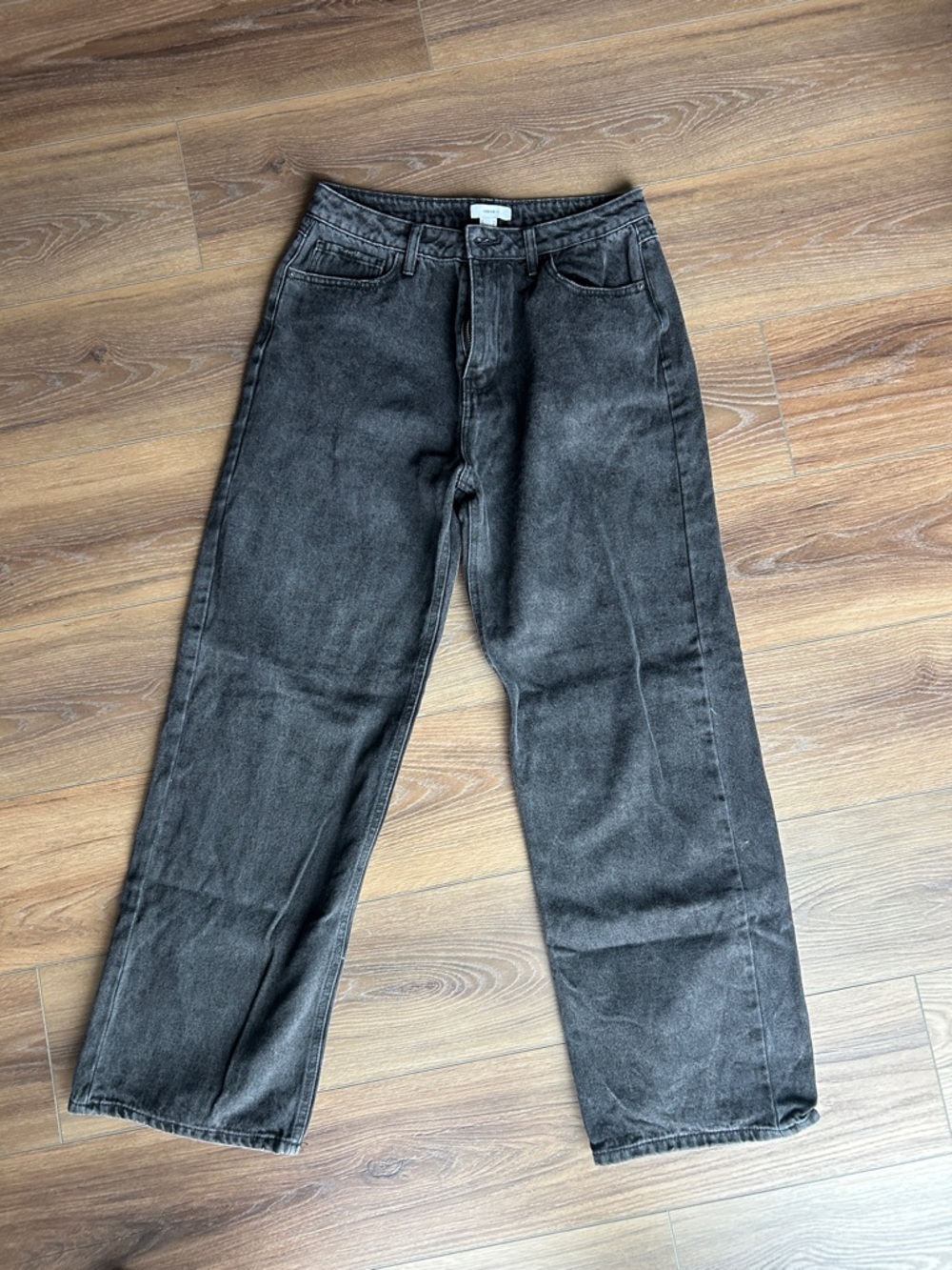 High-Rise Women's Wide-Leg Jeans in Washed Black